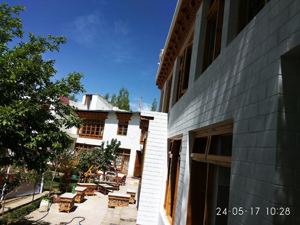 Jimmy'S Homestay Leh Exterior photo